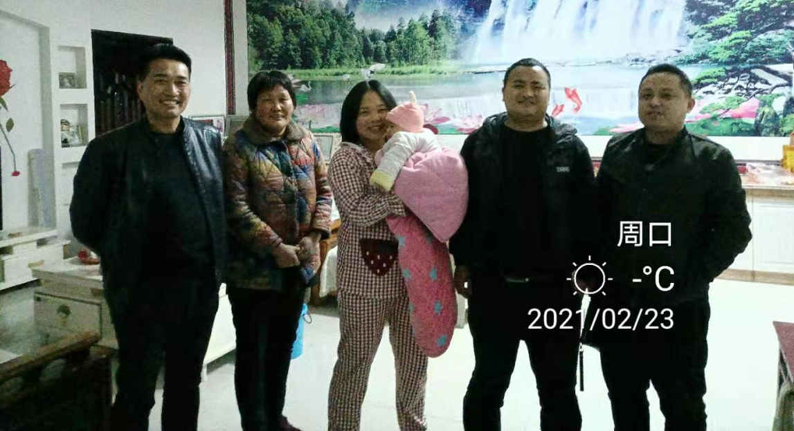 冰球突破豪华版网址商装春节慰问送温暖，情系职工暖人心