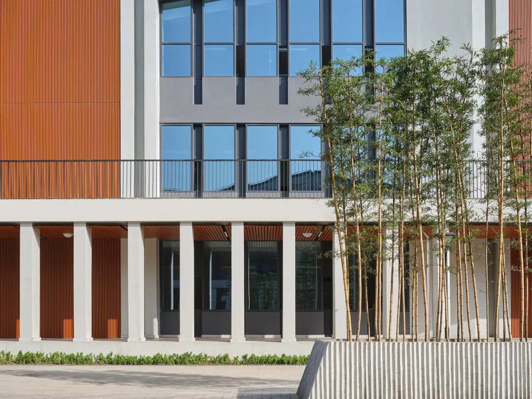 竹模清水混凝土板安装方案