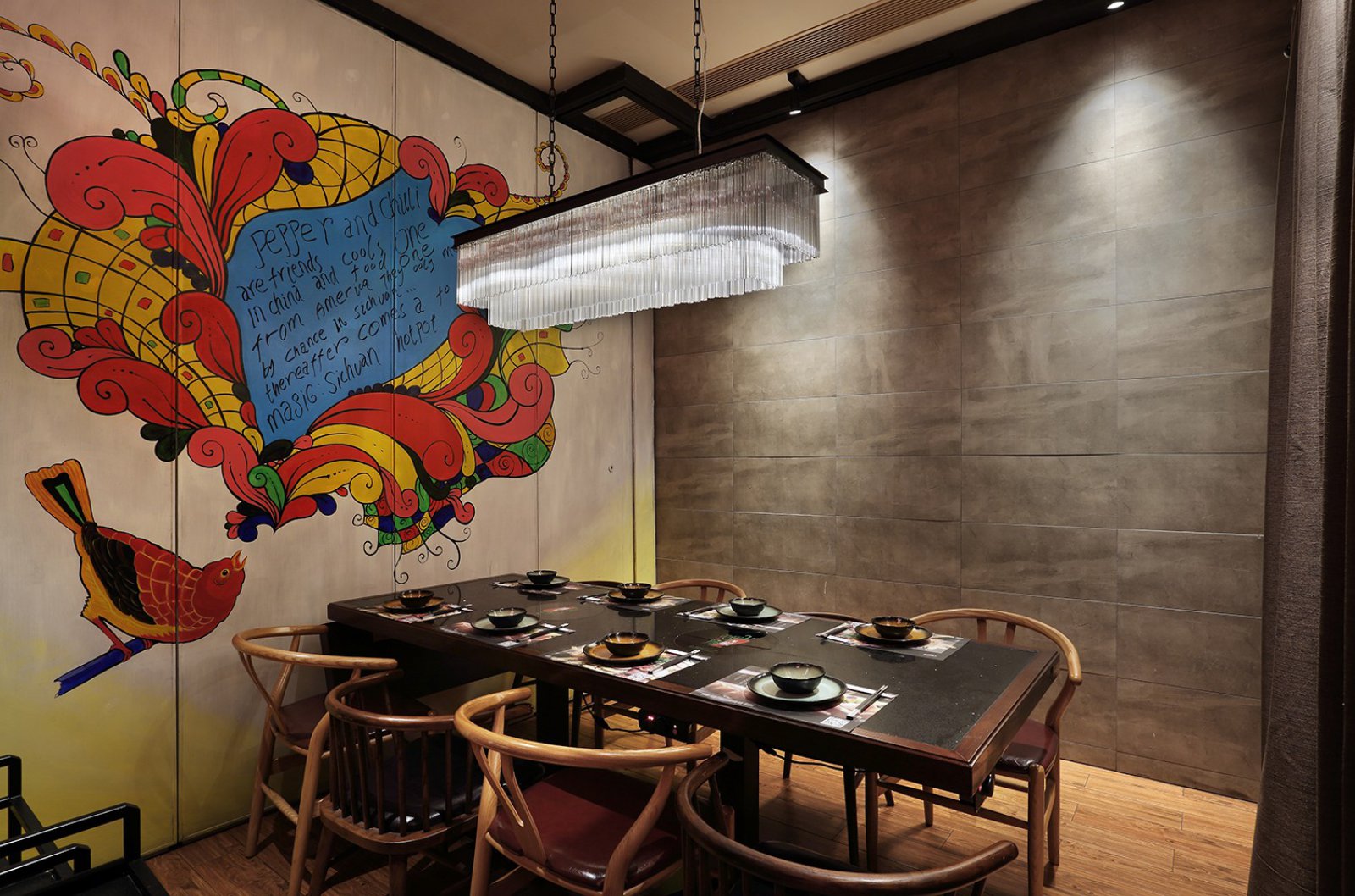 特色餐厅装修设计，应该如何提高人气、提僧收益