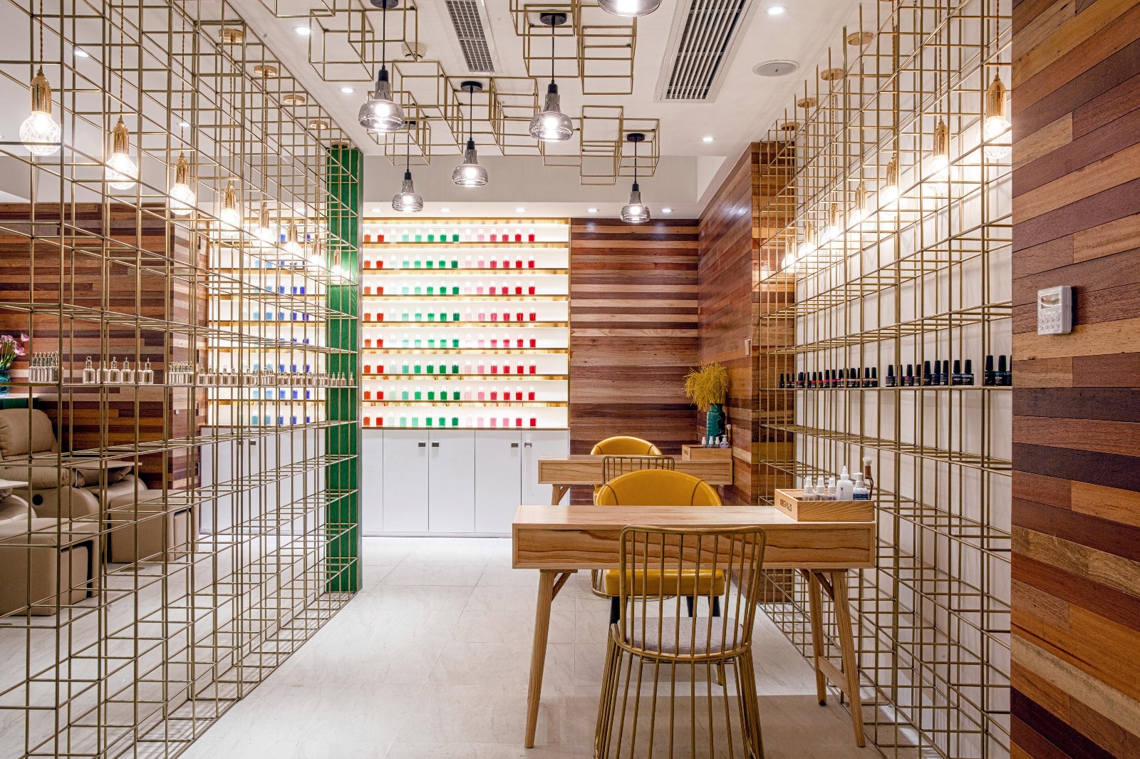 美甲店如何装修？