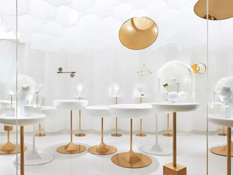 为了更好招揽顾客，珠宝店需要注意这些细节